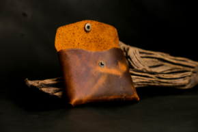 صورة لقسم الحقائب المطرزة التقليدية